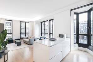 Interior - Easylife - Sophisticated abode 2min from the Duomo (Milano)
