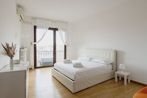 3 camere, ferro/asse da stiro, Wi-Fi, lenzuola