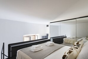 3 chambres, bureau, fer et planche à repasser, Wi-Fi