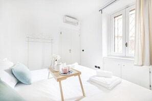 2 室のベッドルーム、アイロン / アイロン台、WiFi、ベッドシーツ