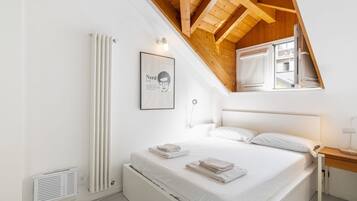 1 camera, ferro/asse da stiro, Wi-Fi, lenzuola