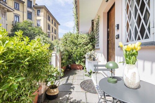 Easylife - Relaxation corner in the Paolo Sarpi area