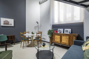 TV - Easylife - charming Loft in Paolo Sarpi (Milano)