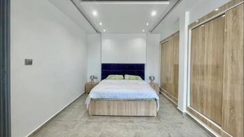 3 多间卧室、WiFi、床单