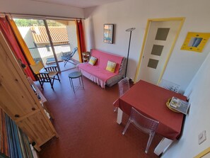 TV - Charming secure T2 in Collioure with parking near the beach (Collioure)