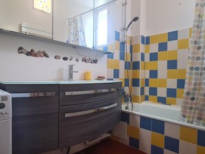 Bathroom - Charming T2 300m from the beach with parking in Collioure (Collioure)