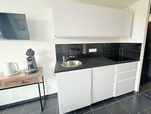 Fridge, microwave, toaster