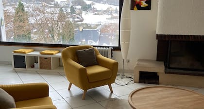 Mountain villa with exceptional views and a large garden!