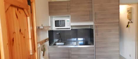 Kühlschrank, Mikrowelle