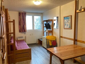 Room - Cozy studio for 3 near slopes at Les 7 Laux (Le Pleynet)