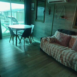 TV connectée, cheminée