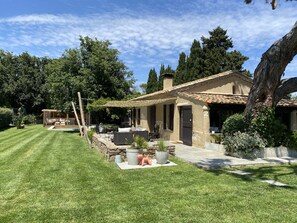 Exterior - Luxury House Rental near Saint-Tropez France (Ramatuelle)