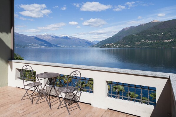 Luxury Room | Terrace/patio