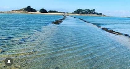 Villa Les Dunes : vue incroyable, accÚs direct à la mer et jacuzzi à débordement
