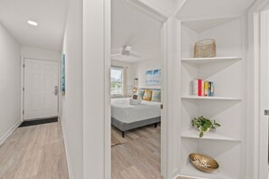 1 bedroom, desk, iron/ironing board, free WiFi