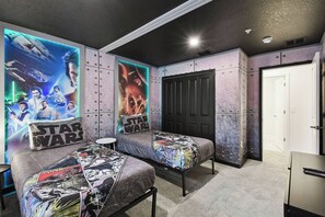 4 bedrooms, iron/ironing board, WiFi, bed sheets - 4BR Pool Home at Storey Lake | Near Disney (Kissimmee)