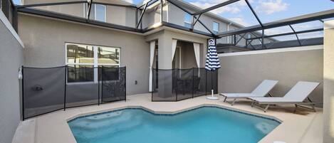 Et oppvarmet basseng