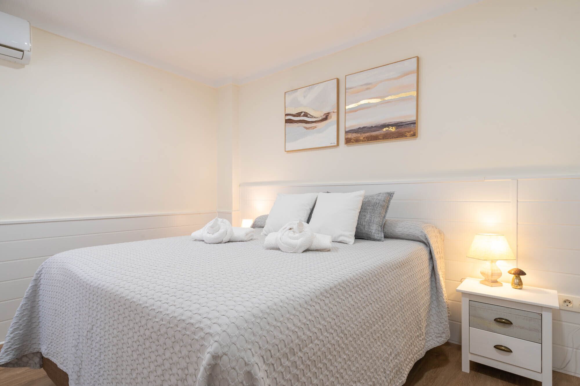 3 Schlafzimmer, Bügeleisen/Bügelbrett, Reisekinderbett, kostenloses WLAN