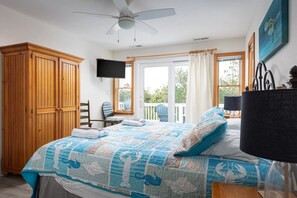 8 間睡房、書桌、Wi-Fi、床單