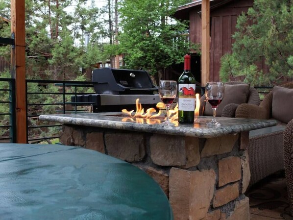 Property grounds - Redwood in the Historic Upper Canyon (Ruidoso)