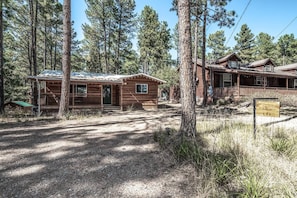 Exterior - SneakAway in the Historic UpperCanyon! (Ruidoso)