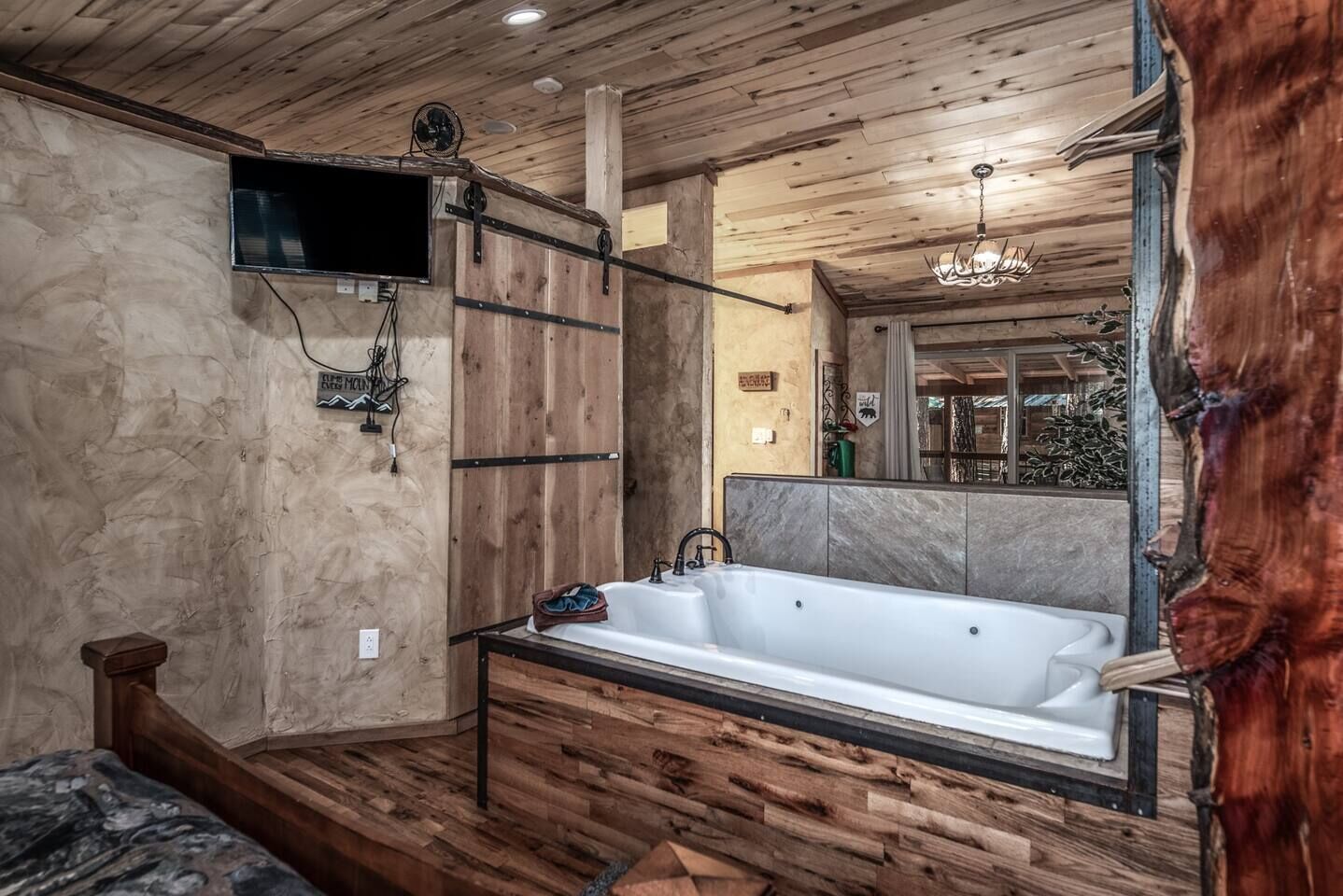 Een douche, een haardroger, handdoeken