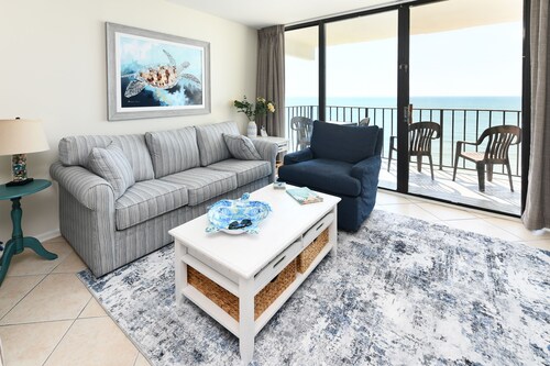 Oceanfront 2 BR Condo! Royal Garden Resort 912 - The Sea Pearl