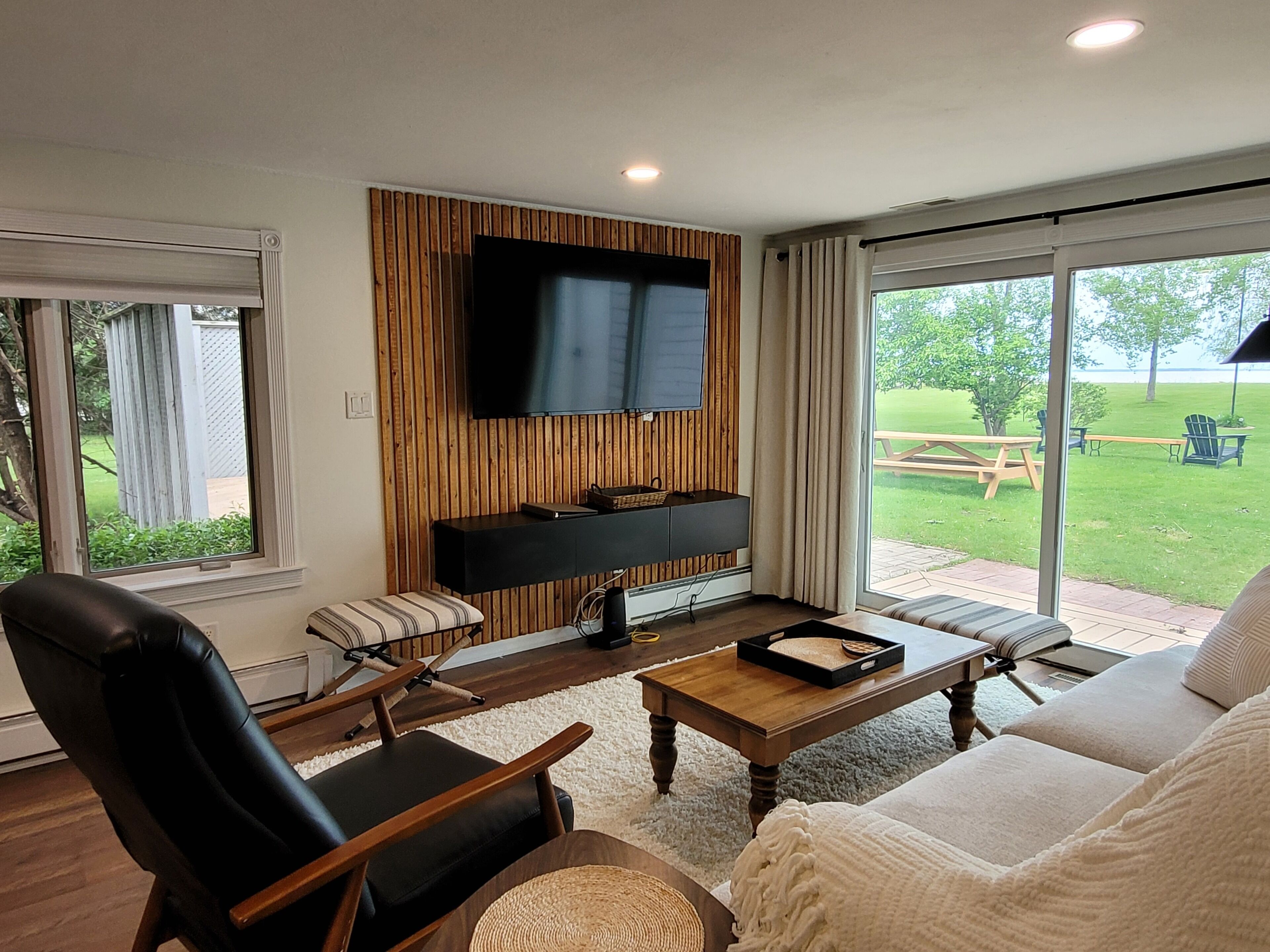 Smart TV, video games, books