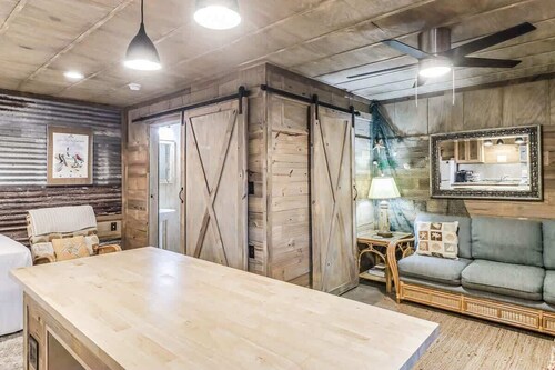 Casas Coastal Experience Cabin C