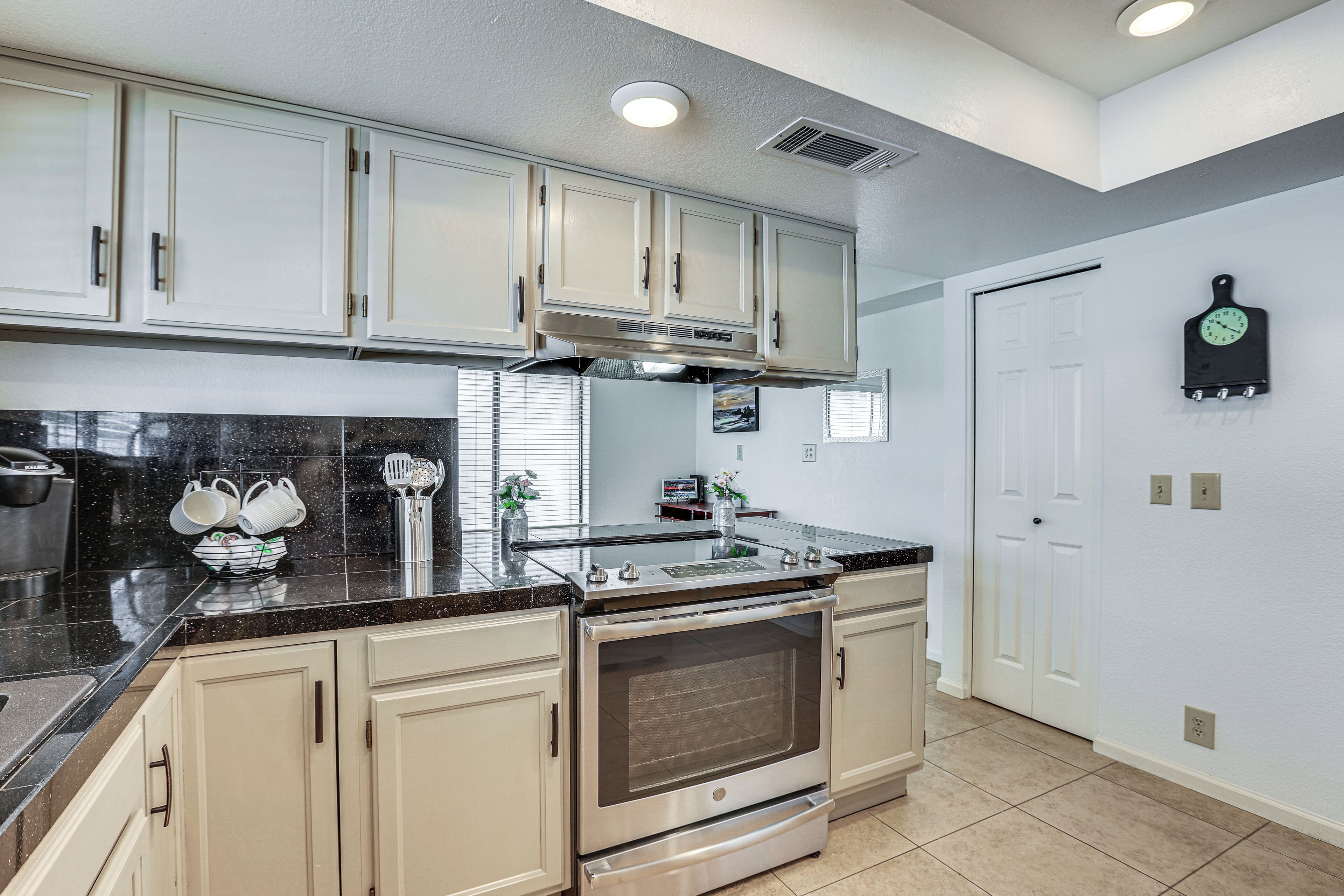 單棟房屋 (4 Bedrooms) | 內部