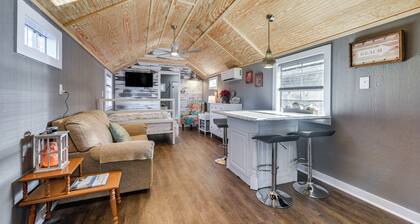 Calabash Studio Cabin, 4 Mi to Sunset Beach!