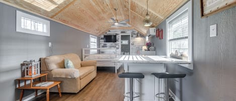 LÀgenhet (0 Bedroom) | Interiör