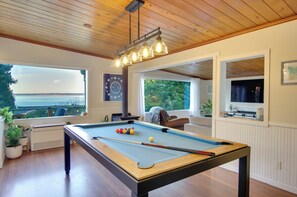 Cottage (2 Bedrooms) | Interior