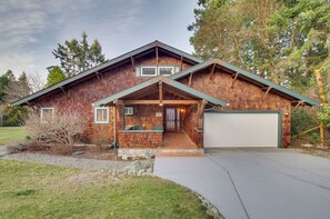 Cottage (2 Bedrooms) | Interior