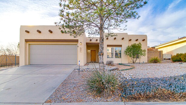 Exterior - Lovely Albuquerque Home w/ Patio, 5 Mi to Old Town (Albuquerque)