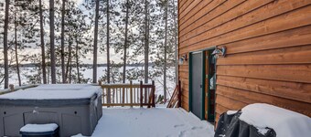 Lakefront Rhinelander Retreat w/ Private Hot Tub!