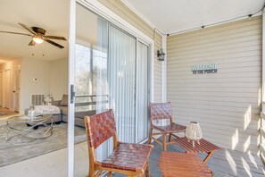 Interior - Riverfront Columbia Condo: 4 Mi to Usc! (Columbia)