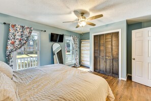 House (3 Bedrooms) | Interior - Savannah Home: Close to Bike Trails & Beaches! (Savannah)
