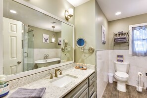 House (3 Bedrooms) | Interior - Savannah Home: Close to Bike Trails & Beaches! (Savannah)