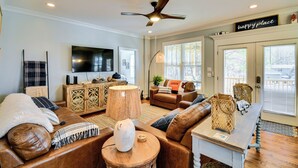 House (4 Bedrooms) | Interior - Lakefront Jacksons Gap Retreat w/ Grill & Dock! (Jacksons' Gap)