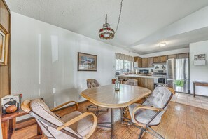 Casa (2 Bedrooms) | Interior