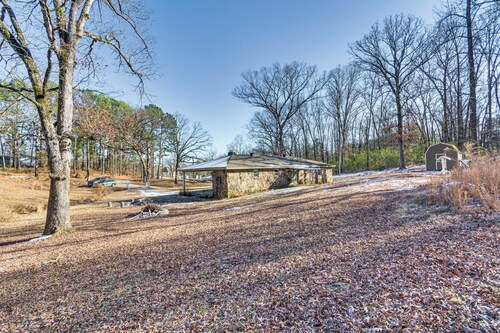 Searcy Retreat Home Near Little Red River