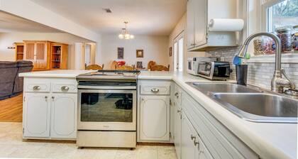 Searcy Retreat Home Near Little Red River