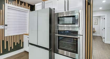 Stunning Jackson Home ~ 2 Mi to Downtown!