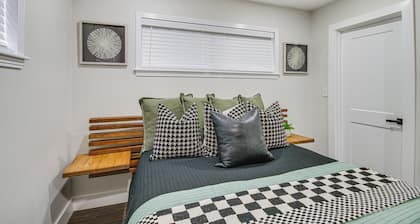 Stunning Jackson Home ~ 2 Mi to Downtown!