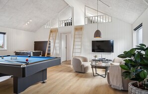 Games room - Nice home in Otterup with sauna (Otterup)