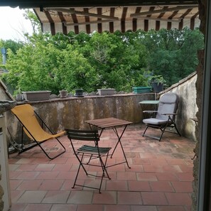 Terrace/patio - Grande Maison de Village Proche des Gorges de L'hérault et du Pont du Diable (Aniane)