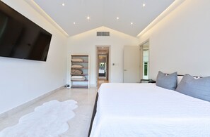 5 habitaciones, wifi y ropa de cama