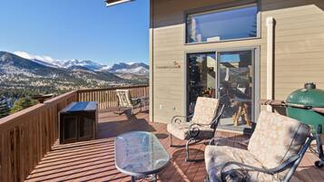 House, 5 Bedrooms | BBQ/picnic area