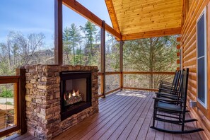 Property grounds - Er29 - Pop's Perch 2 Bedroom Cabin by RedAwning (Pigeon Forge)